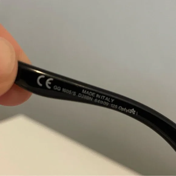 EUC GUCCI Aviator Sunglases